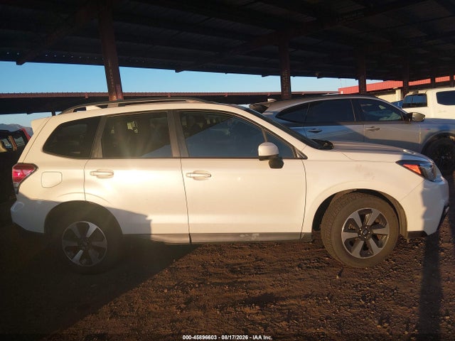 Subaru Forester 2.5i Premium 2017 JF2SJAGC2HH472243 Image 13