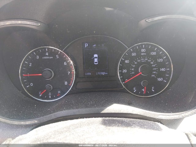 45896630 :رقم المزاد ، 3KPFL4A7XHE102266 vin ، 2017 Kia Forte Lx مزاد بيع