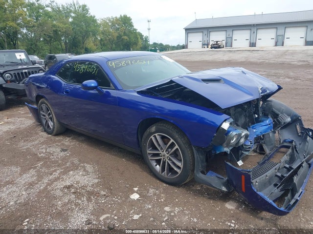 Auction sale of the 2019 Dodge Challenger Sxt Awd, vin: 2C3CDZGG8KH631736, lot number: 45896631
