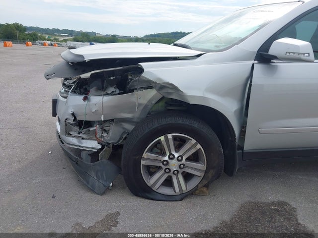 Продаж на аукціоні авто 2017 Chevrolet Traverse Lt, vin: 1GNKRHKD8HJ332312, номер лоту: 45896636
