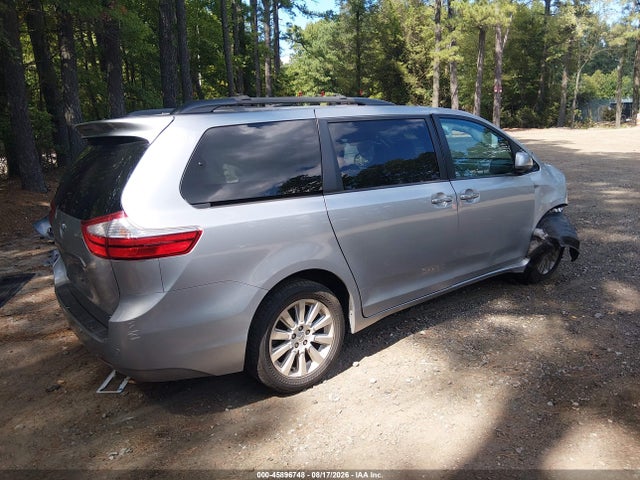 45896748 :رقم المزاد ، 5TDDK3DC4FS096769 vin ، 2015 Toyota Sienna Xle 7 Passenger مزاد بيع