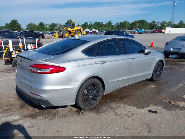 Ford FUSION SE 2019 3FA6P0HD7KR159460 Image 4