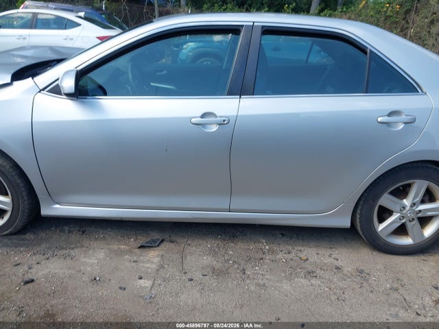 2013 Toyota Camry Se მანქანა იყიდება აუქციონზე, vin: 4T1BF1FKXDU267646, აუქციონის ნომერი: 45896797