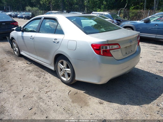 2013 Toyota Camry Se მანქანა იყიდება აუქციონზე, vin: 4T1BF1FKXDU267646, აუქციონის ნომერი: 45896797