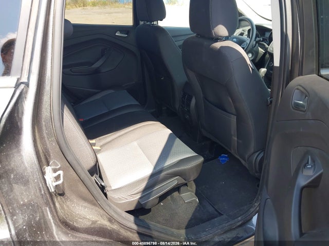 Продаж на аукціоні авто 2017 Ford Escape Se, vin: 1FMCU9GD0HUE18539, номер лоту: 45896798