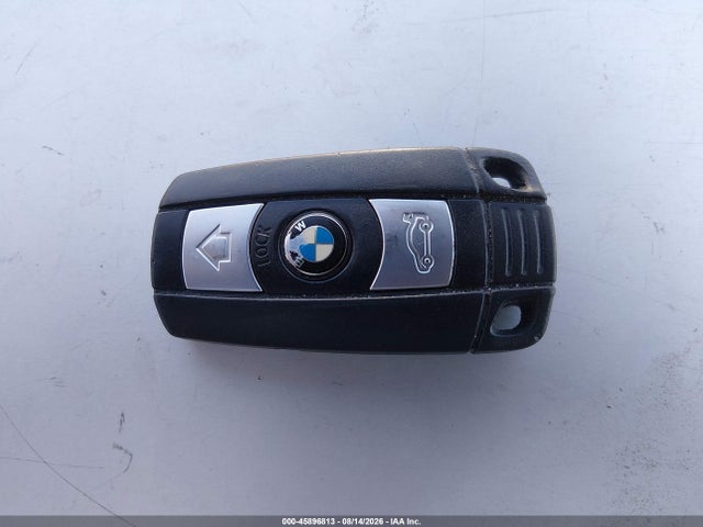 Продажа на аукционе авто 2013 Bmw X1 Sdrive28i, vin: WBAVM1C54DVW43383, номер лота: 45896813