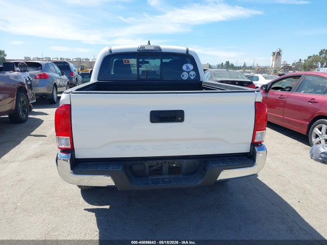 2017 Toyota Tacoma Sr5 მანქანა იყიდება აუქციონზე, vin: 5TFAX5GN6HX084228, აუქციონის ნომერი: 45896843