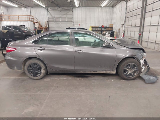 Продаж на аукціоні авто 2017 Toyota Camry Le, vin: 4T1BF1FK6HU335186, номер лоту: 45896860