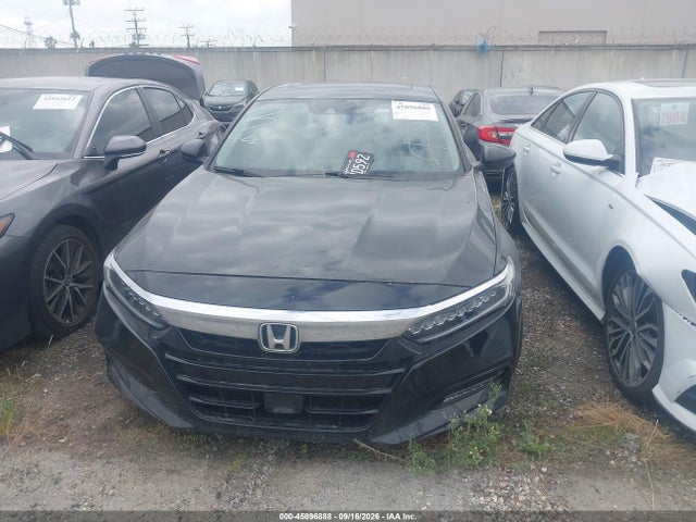 Honda Accord Touring 2018 1HGCV1F98JA103125 Image 12