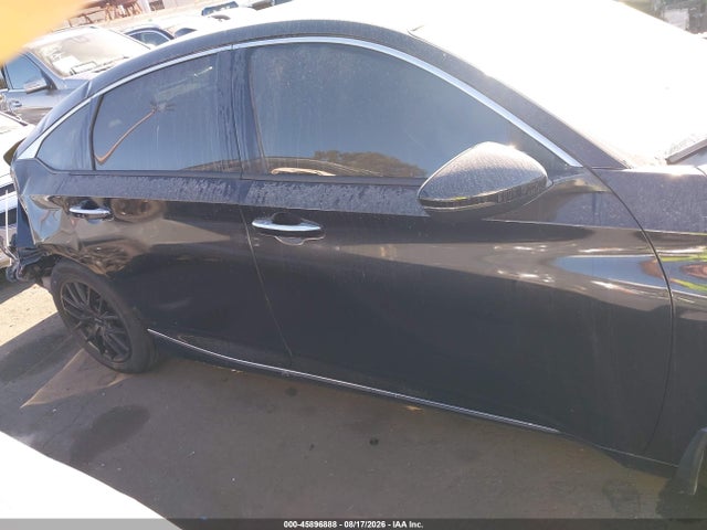 Honda Accord Touring 2018 1HGCV1F98JA103125 Image 13