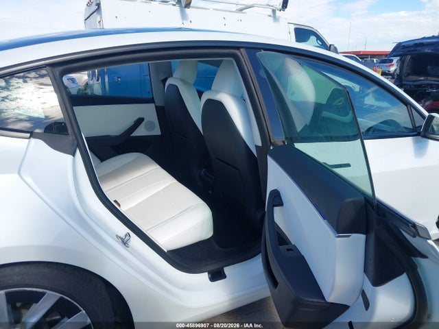 45896907 :رقم المزاد ، 5YJ3E1EB2SF952212 vin ، 2025 Tesla Model 3 Long Range All-wheel Drive مزاد بيع