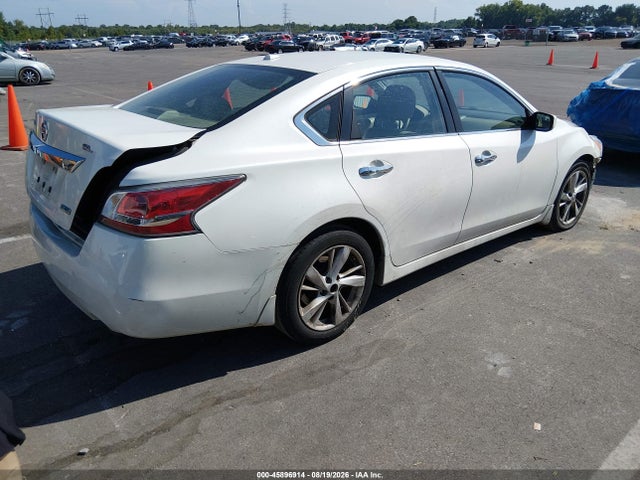 2015 Nissan Altima 2.5 Sv მანქანა იყიდება აუქციონზე, vin: 1N4AL3AP7FC221259, აუქციონის ნომერი: 45896914