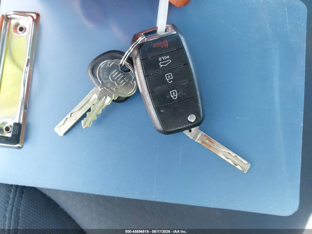 KIA Optima Lx 2015 KNAGM4A72F5602994 Image 11