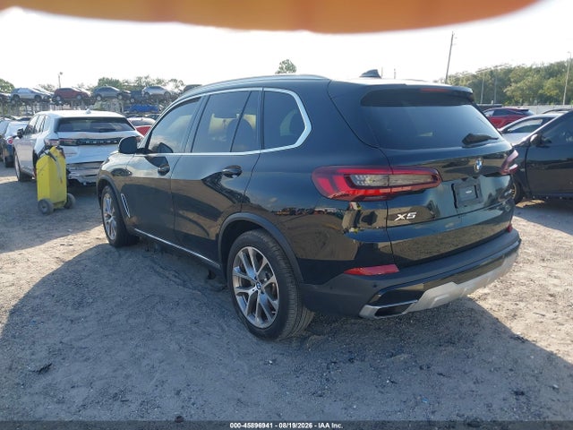45896941 :رقم المزاد ، 5UXCR4C02N9M01511 vin ، 2022 Bmw X5 Sdrive40i مزاد بيع