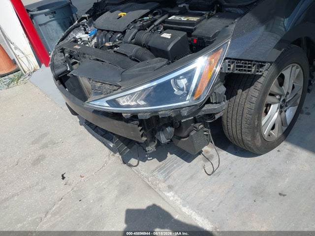 2020 Hyundai Elantra Value Edition მანქანა იყიდება აუქციონზე, vin: 5NPD84LF7LH555214, აუქციონის ნომერი: 45896944
