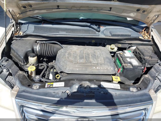 2013 Chrysler Town & Country Touring მანქანა იყიდება აუქციონზე, vin: 2C4RC1BG4DR737499, აუქციონის ნომერი: 45896952