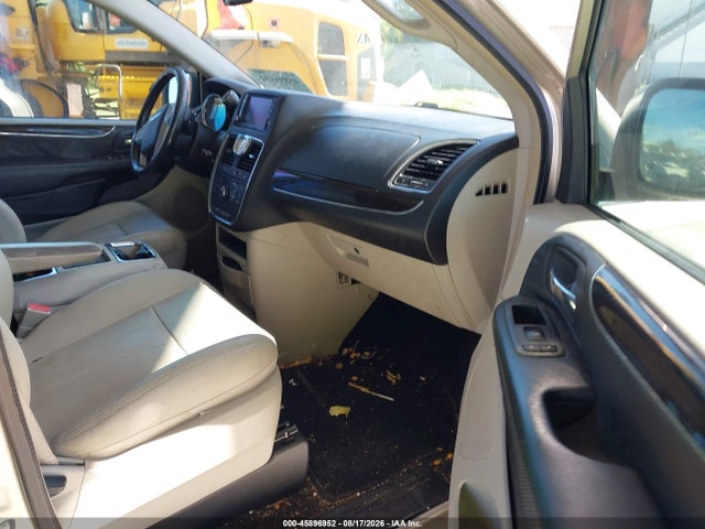 2013 Chrysler Town & Country Touring მანქანა იყიდება აუქციონზე, vin: 2C4RC1BG4DR737499, აუქციონის ნომერი: 45896952