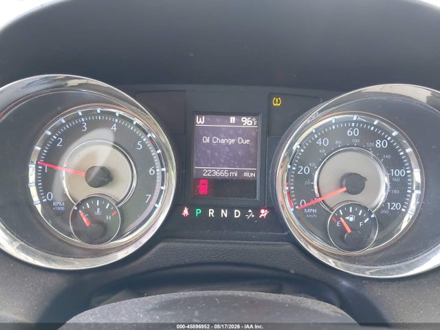 2013 Chrysler Town & Country Touring მანქანა იყიდება აუქციონზე, vin: 2C4RC1BG4DR737499, აუქციონის ნომერი: 45896952