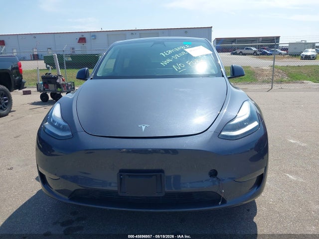 Продажа на аукционе авто 2023 Tesla Model Y Awd/long Range Dual Motor All-wheel Drive, vin: 7SAYGDEE1PA032302, номер лота: 45896957