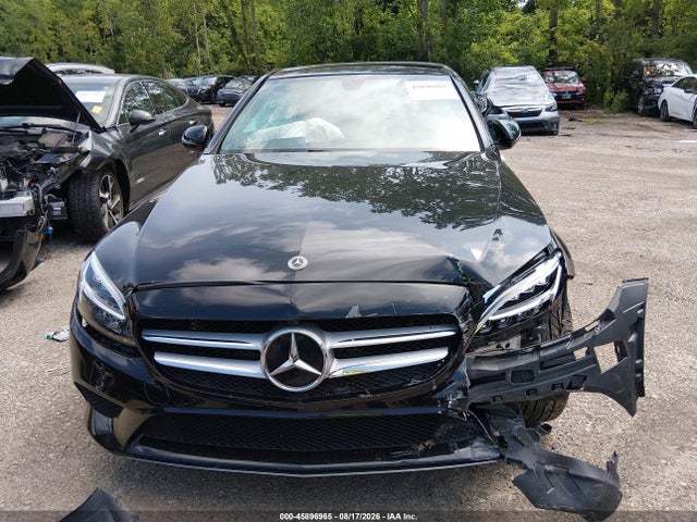 2019 Mercedes-benz C 300 4matic მანქანა იყიდება აუქციონზე, vin: 55SWF8EB9KU313388, აუქციონის ნომერი: 45896965
