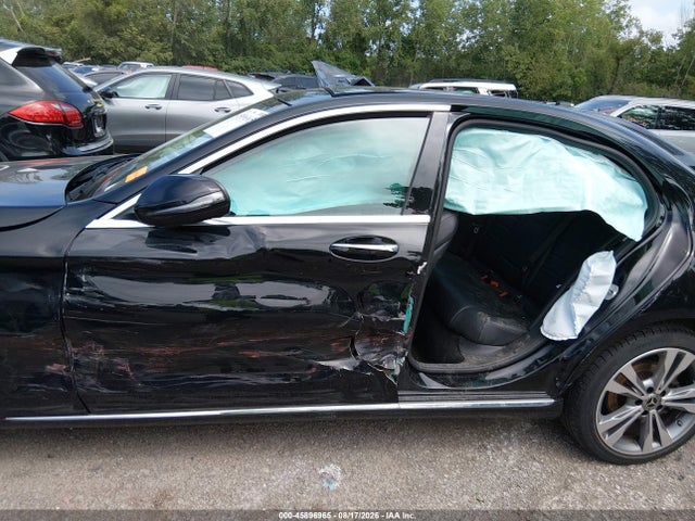 2019 Mercedes-benz C 300 4matic მანქანა იყიდება აუქციონზე, vin: 55SWF8EB9KU313388, აუქციონის ნომერი: 45896965