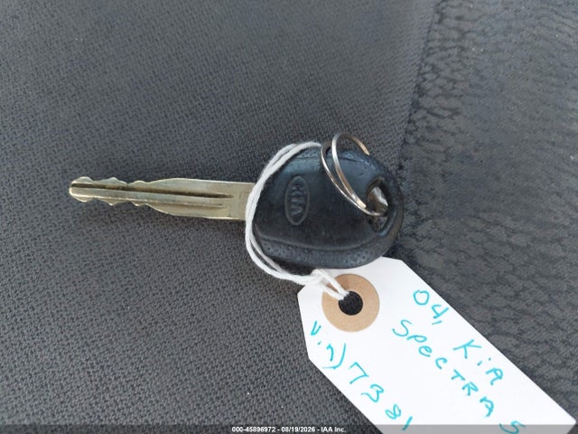 Продаж на аукціоні авто 2005 Kia Spectra5, vin: KNAFE161855087381, номер лоту: 45896972