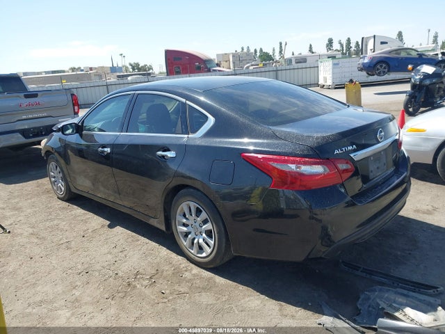 Nissan Altima 2.5 S 2018 1N4AL3AP7JC185582 Image 3