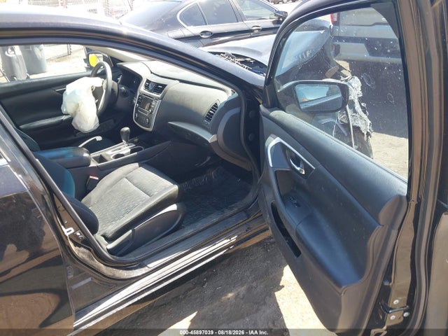 Nissan Altima 2.5 S 2018 1N4AL3AP7JC185582 Image 5