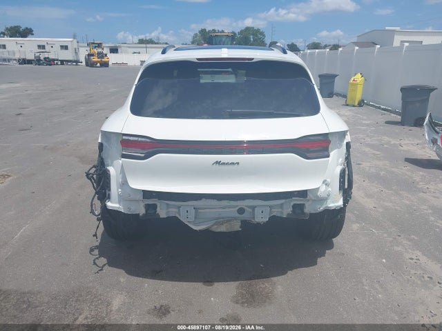 Porsche Macan T 2023 WP1AA2A52PLB16508 Image 17