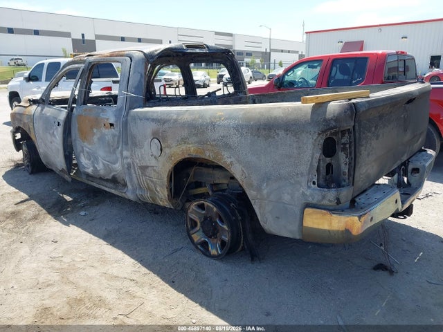 45897140 :رقم المزاد ، 3C6UR5DJ4JG109184 vin ، 2018 Ram 2500 مزاد بيع