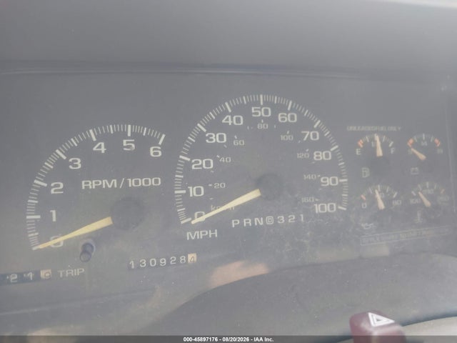 Aukcja sprzedaży 1998 Chevrolet Suburban 1500, vin: 1GNFK16R9WJ332061, numer aukcji: 45897176