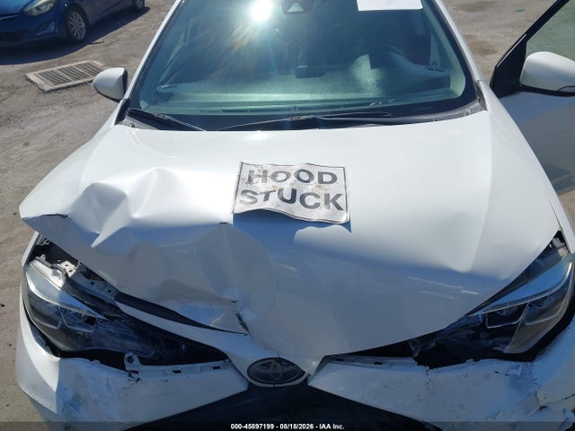 5YFBURHEXJP788780 Toyota COROLLA SE
