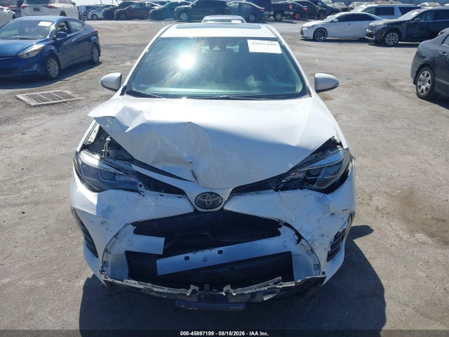 5YFBURHEXJP788780 Toyota COROLLA SE