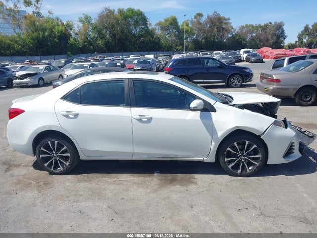 5YFBURHEXJP788780 Toyota COROLLA SE