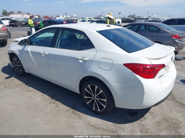 5YFBURHEXJP788780 Toyota COROLLA SE