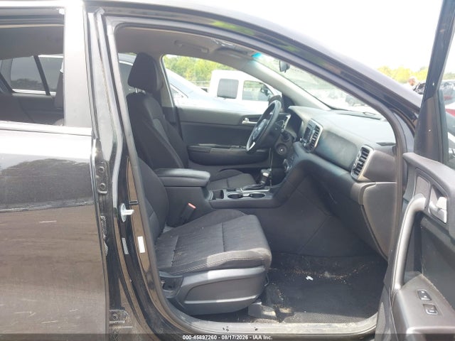 Продажа на аукционе авто 2017 Kia Sportage Lx, vin: KNDPMCAC6H7065337, номер лота: 45897260