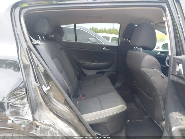 Продажа на аукционе авто 2017 Kia Sportage Lx, vin: KNDPMCAC6H7065337, номер лота: 45897260