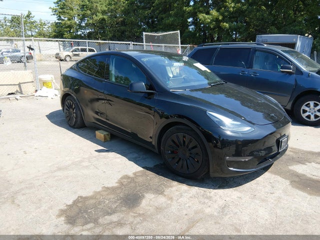 2023 Tesla Model Y Performance Dual Motor All-wheel Drive მანქანა იყიდება აუქციონზე, vin: 7SAYGDEF5PF915587, აუქციონის ნომერი: 45897280