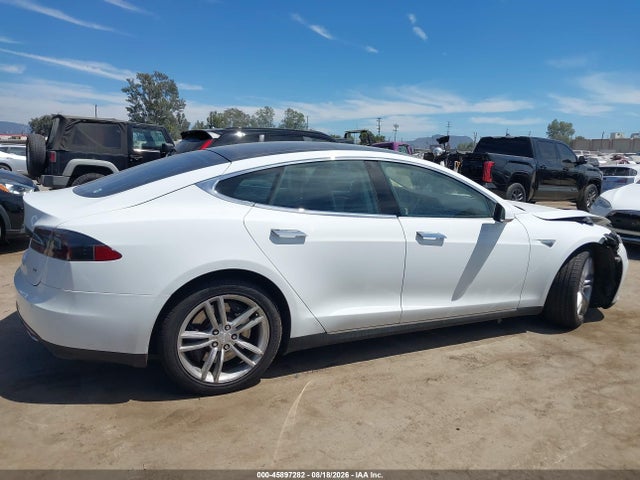 2014 Tesla Model S P85 მანქანა იყიდება აუქციონზე, vin: 5YJSA1H14EFP35758, აუქციონის ნომერი: 45897282