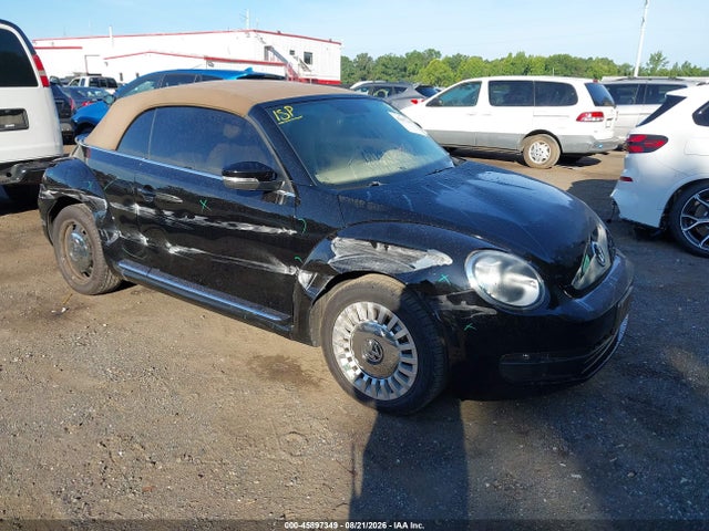 45897349 :رقم المزاد ، 3VW5P7AT7DM810311 vin ، 2013 Volkswagen Beetle 2.5l مزاد بيع