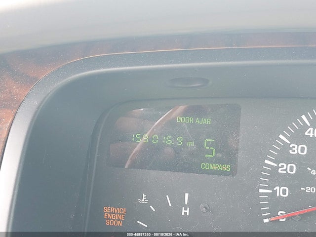 45897350 :رقم المزاد ، 1LNHM83W71Y633468 vin ، 2001 Lincoln Town Car Cartier مزاد بيع