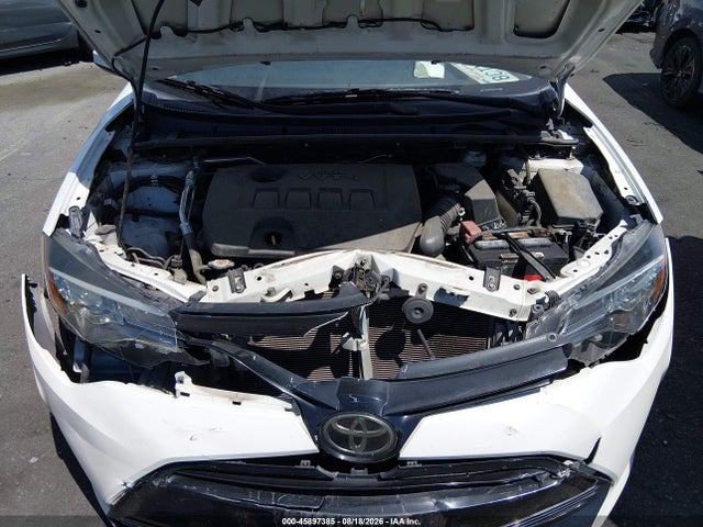 5YFBURHE4JP811597 Toyota COROLLA LE