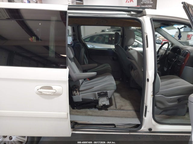 Aukcja sprzedaży 2005 Chrysler Town & Country Lx, vin: 2C4GP44R55R519133, numer aukcji: 45897409