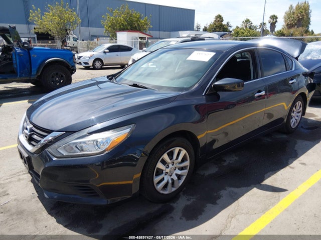 Nissan Altima 2.5 S 2018 1N4AL3AP9JC297722 Image 2