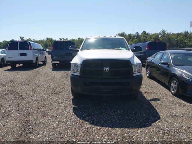 2017 Ram 3500 Tradesman  4x4 8' Box მანქანა იყიდება აუქციონზე, vin: 3C63RRGJ3HG710501, აუქციონის ნომერი: 45897431