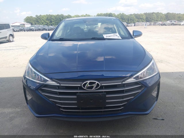 Продажа на аукционе авто 2020 Hyundai Elantra Se, vin: 5NPD74LF4LH611094, номер лота: 45897478