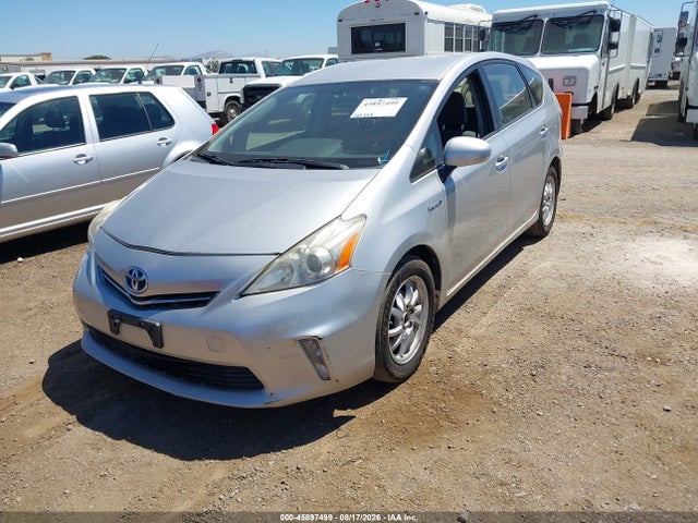 Toyota Prius V Three 2014 JTDZN3EUXEJ002586 Image 6