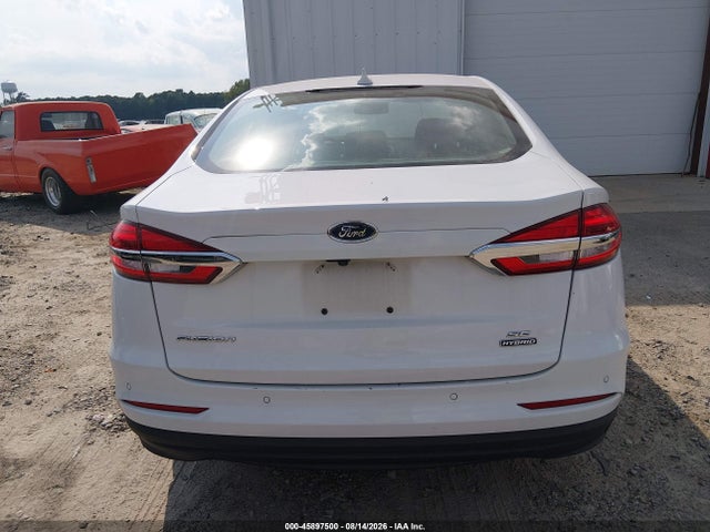 2020 Ford Fusion Hybrid Se მანქანა იყიდება აუქციონზე, vin: 3FA6P0LUXLR244995, აუქციონის ნომერი: 45897500