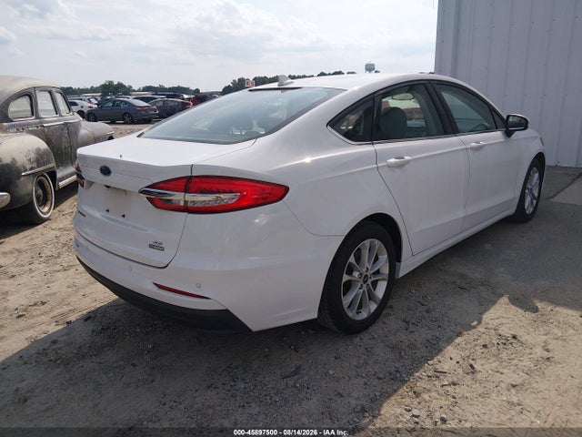 2020 Ford Fusion Hybrid Se მანქანა იყიდება აუქციონზე, vin: 3FA6P0LUXLR244995, აუქციონის ნომერი: 45897500