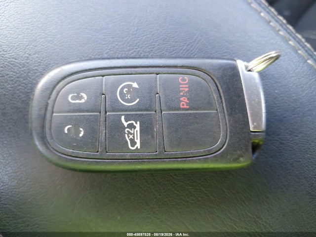 Продажа на аукционе авто 2015 Jeep Cherokee Latitude Altitude, vin: 1C4PJMCS0FW719870, номер лота: 45897528